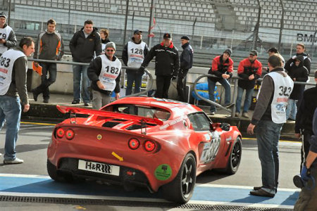 Boxengasse der GP-Strecke